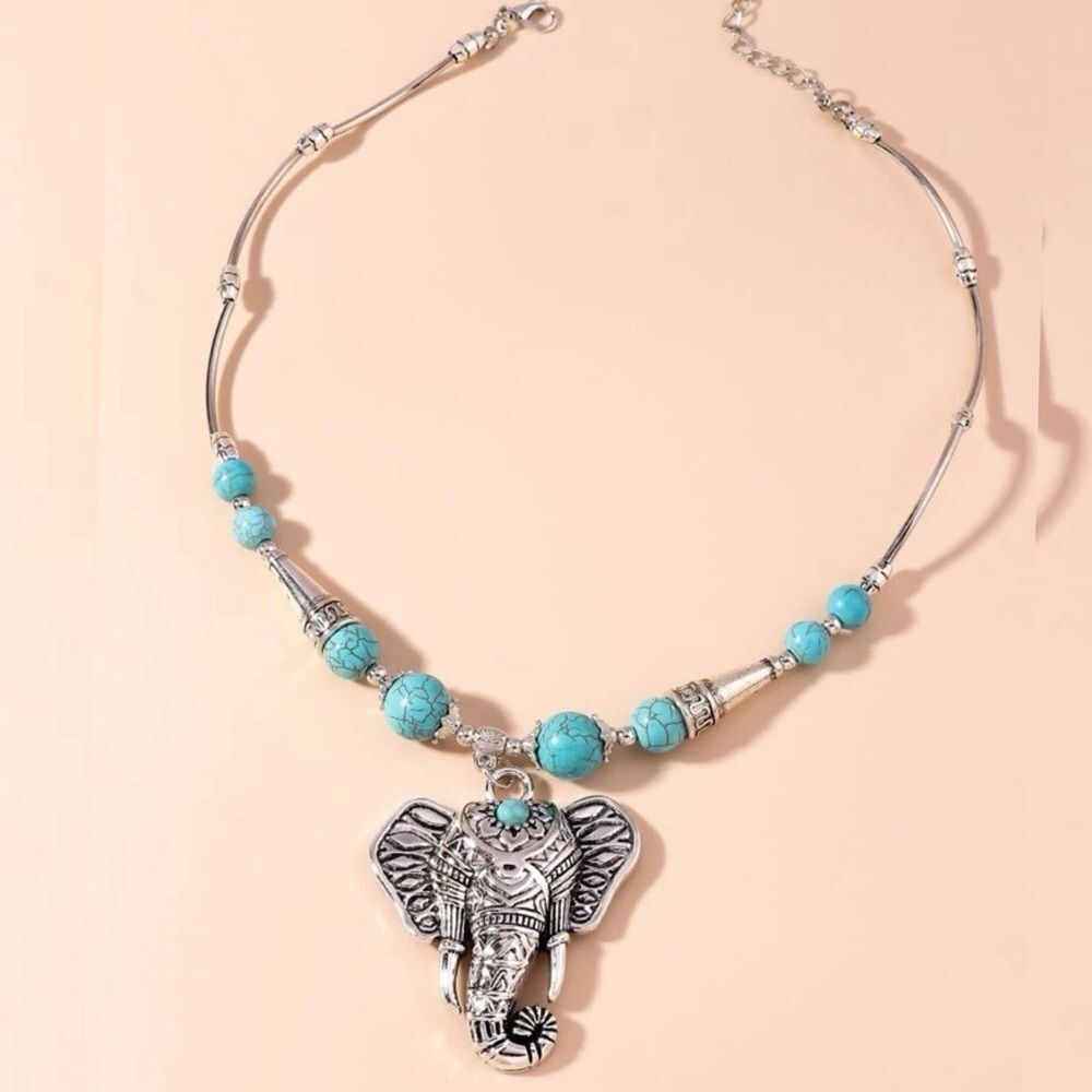 Boho WesternTribal Navajo Turquoise Beaded Elephant Head Charm Pendant Choker - Picture 9 of 12